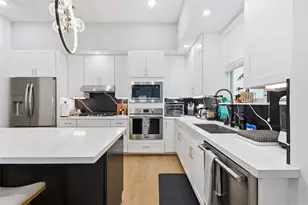 2108 Beall St, Houston, TX 77008 - Photo 12