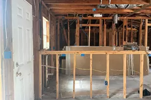 7422 Thurow St, Houston, TX 77087 - Photo 10