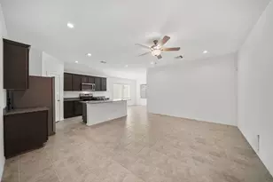 7502 Fierce Friesian Ln, Rosharon, TX 77583 - Photo 4