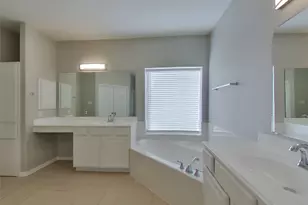 11119 Maidenfair Dr, Tomball, TX 77375 - Photo 10