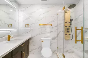 251 Holyhead Dr, Houston, TX 77015 - Photo 6