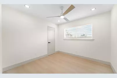 251 Holyhead Drive, Houston, TX 77015 - Photo 22