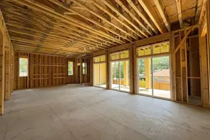 2211 Stonecrest Dr, Houston, TX 77018 - Photo 8