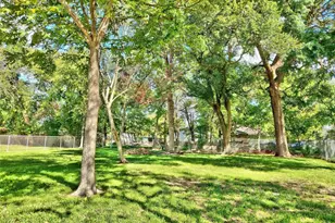 4108 Falls St, Houston, TX 77026 - Photo 8