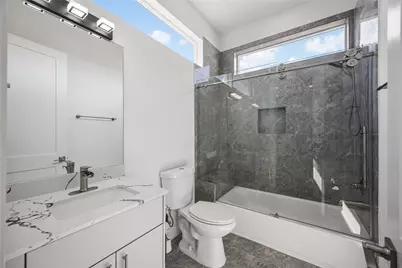 2111 McGowen Street, Houston, TX 77004 - Photo 30