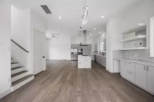 2111 McGowen St, Houston, TX 77004 - Photo 22