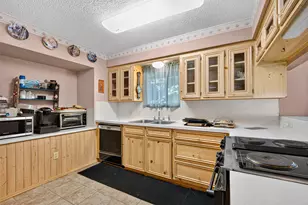 3726 18th St N, Texas City, TX 77590 - Photo 8