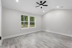 13828 Bronte Courts Dr, Willis, TX 77378 - Photo 20
