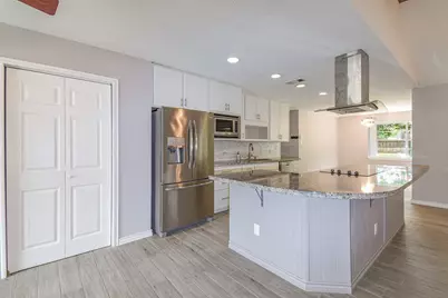 14126 W Cypress Forest Drive, Houston, TX 77070 - Photo 6