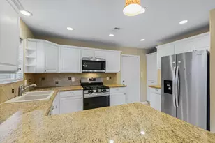 1865 Dolphin Dr, Seabrook, TX 77586 - Photo 12