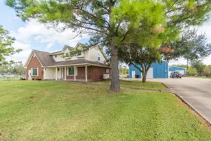 3625 County Rd 36, Angleton, TX 77515 - Photo 46