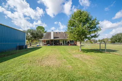 3625 County Road 36, Angleton, TX 77515 - Photo 30