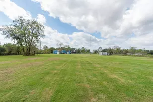 3625 County Rd 36, Angleton, TX 77515 - Photo 48
