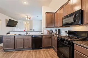 211 White Wing Ln, Sealy, TX 77474 - Photo 6