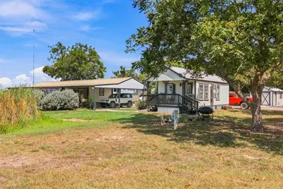 2840 Riverwood Road, Gonzales, TX 78629 - Photo 6