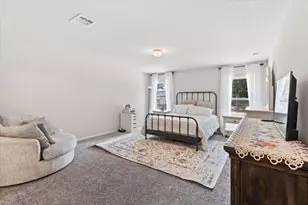 9792 Cold Creek Dr, Conroe, TX 77306 - Photo 10
