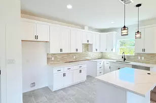 114 County Rd 3543, Cleveland, TX 77327 - Photo 4