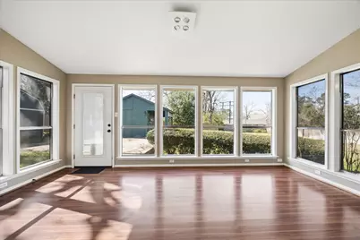 523 E O'Bryant Street, Bellville, TX 77418 - Photo 10