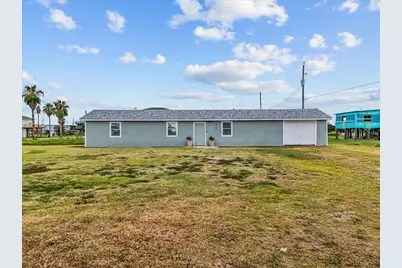 515 Thunder Road, Surfside Beach, TX 77541 - Photo 2