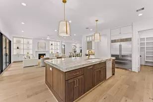 2628 Sunset Blvd, West University Place, TX 77005 - Photo 12