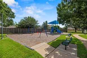 17231 Sheffield Bend Dr, Houston, TX 77095 - Photo 36