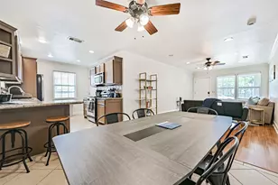 2009 Neumann Dr, Galveston, TX 77551 - Photo 1