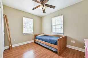 2009 Neumann Dr, Galveston, TX 77551 - Photo 20