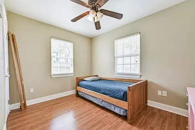 2009 Neumann Drive, Galveston, TX 77551 - Photo 22