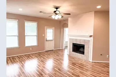 11907 Golden Lodge Lane, Houston, TX 77066 - Photo 14