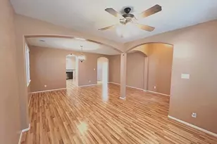 11907 Golden Lodge Ln, Houston, TX 77066 - Photo 2