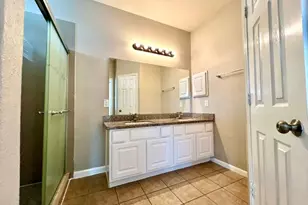 11907 Golden Lodge Ln, Houston, TX 77066 - Photo 14