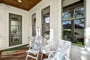 310 W 17th St, Houston, TX 77008 - Photo 32
