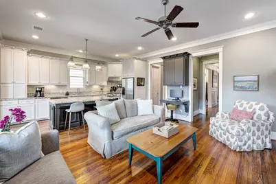 310 W 17th Street, Houston, TX 77008 - Photo 6