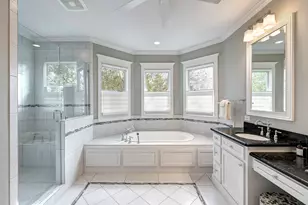310 W 17th St, Houston, TX 77008 - Photo 24