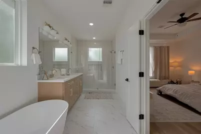 778 Mansfield St, Houston, TX 77091 - Photo 24