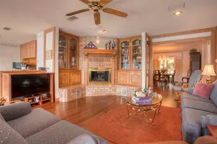 2008 Wickersham Dr, Huntsville, TX 77340 - Photo 16