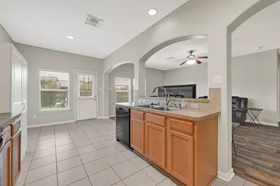 206 Range Lane, Baytown, TX 77523 - Photo 8