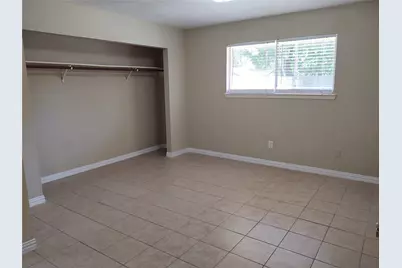 2515 Heritage Colony Drive, Webster, TX 77598 - Photo 8