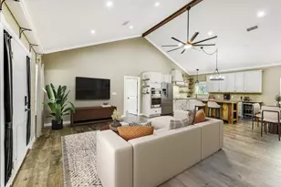 212 County Rd 2202, Cleveland, TX 77327 - Photo 6