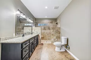 212 County Rd 2202, Cleveland, TX 77327 - Photo 18