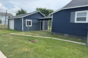 1130 W Broad St, Freeport, TX 77541 - Photo 28