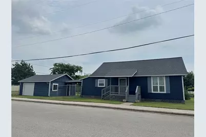 1130 W Broad Street, Freeport, TX 77541 - Photo 1