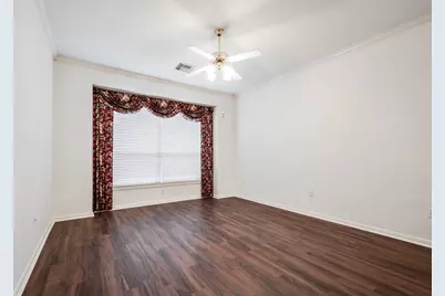 43 N Belfair Place, The Woodlands, TX 77382 - Photo 18