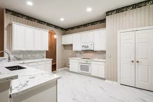 43 N Belfair Pl, The Woodlands, TX 77382 - Photo 14