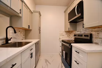 720 Bering Drive #169, Houston, TX 77057 - Photo 12