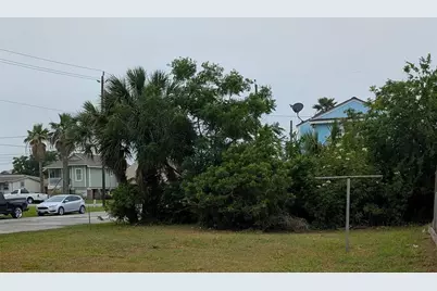 2125 63rd Street, Galveston, TX 77551 - Photo 4