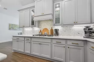 9718 Magnolia Ests Ln, Manvel, TX 77578 - Photo 16