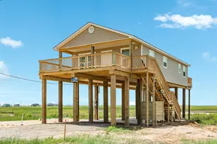 2451 Blue Water Hwy Dr, Surfside Beach, TX 77541 - Photo 4