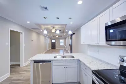 4220 Delhi Street, Houston, TX 77022 - Photo 2