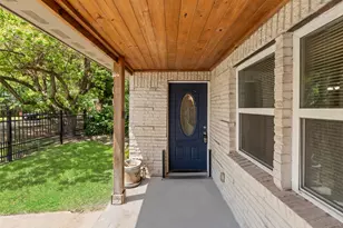 709 E 41st St, Houston, TX 77022 - Photo 4
